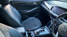 Vauxhall Grandland 1.5 Turbo D Ultimate 5dr Auto Diesel Hatchback